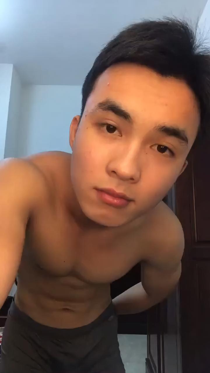 Trai Viet show cu Sex Men