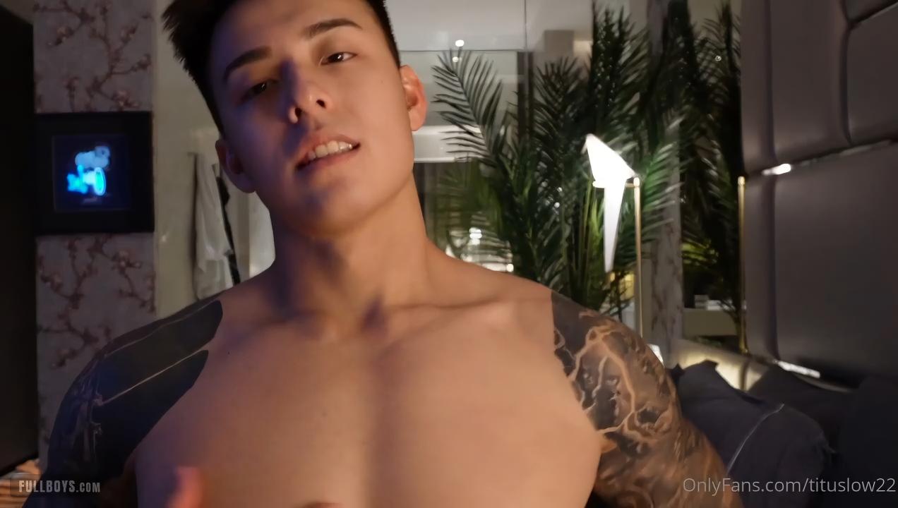 tituslow22 masturbate sex