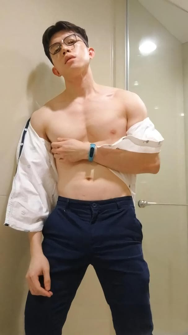 Jsonyau show cum sex